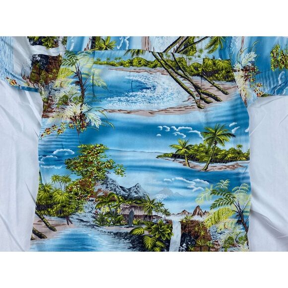 Made In USA Hawaii Little Boys Size 8 100% Rayon Hawaiian Shirt - Picture 9 of 12